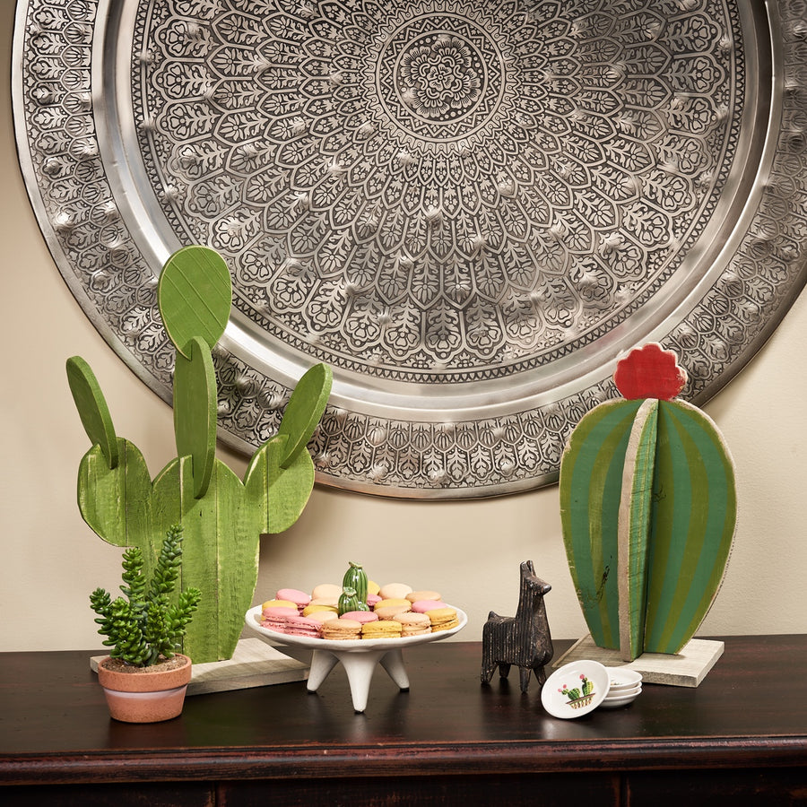 Round Ceramic Platter with Cactus Detail